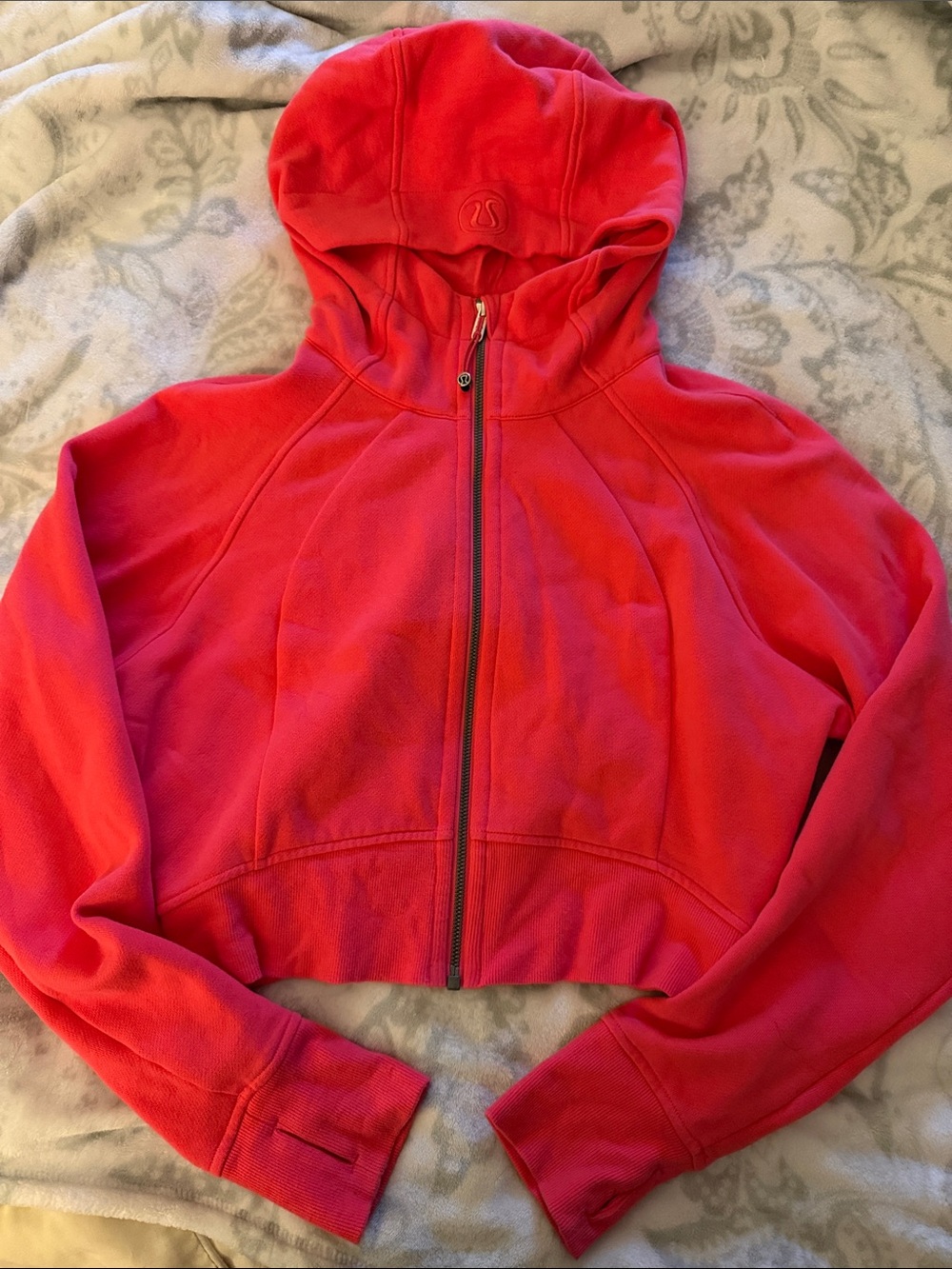 lululemon athletica Women's Cropped Magenta Full-Zip Hoodie
